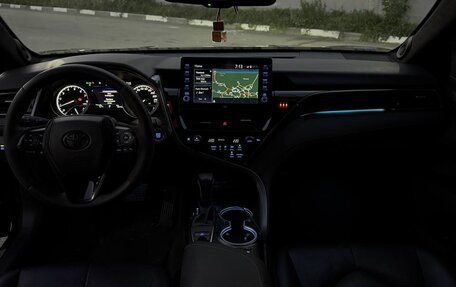 Toyota Camry, 2021 год, 3 300 000 рублей, 16 фотография