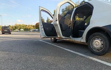 Renault Logan I, 2011 год, 235 000 рублей, 7 фотография