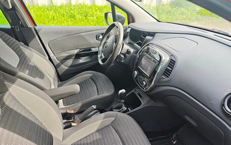Renault Kaptur I рестайлинг, 2017 год, 1 314 000 рублей, 24 фотография