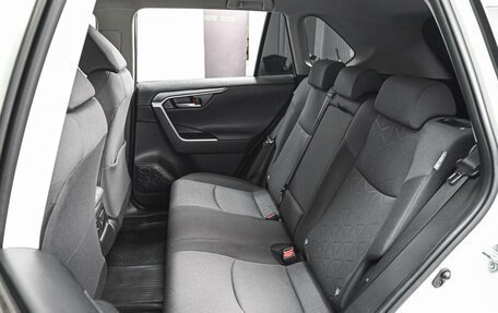 Toyota RAV4, 2020 год, 3 729 000 рублей, 9 фотография