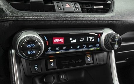 Toyota RAV4, 2020 год, 3 729 000 рублей, 13 фотография