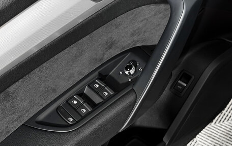 Audi Q5, 2018 год, 2 790 000 рублей, 10 фотография