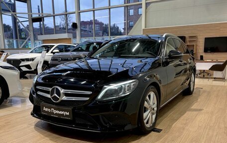 Mercedes-Benz C-Класс, 2018 год, 1 989 000 рублей, 3 фотография