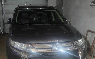 Mitsubishi Outlander III рестайлинг 3, 2016 год, 1 800 000 рублей, 1 фотография