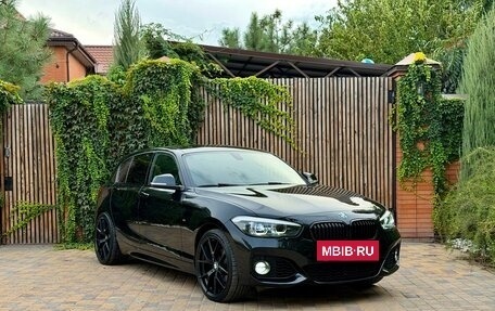 BMW 1 серия, 2019 год, 2 130 000 рублей, 2 фотография