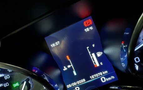 Land Rover Discovery Sport I рестайлинг, 2016 год, 1 800 000 рублей, 10 фотография