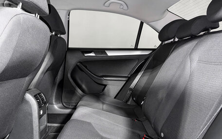 Volkswagen Jetta VI, 2018 год, 1 250 000 рублей, 12 фотография