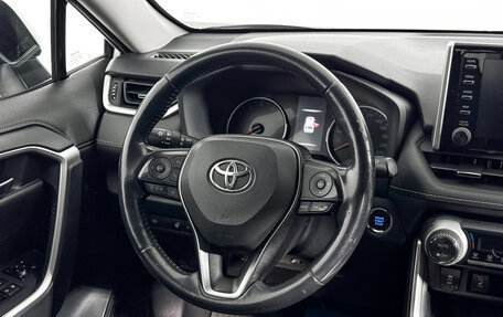 Toyota RAV4, 2019 год, 2 590 000 рублей, 16 фотография
