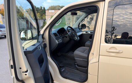 Volkswagen Multivan T5, 2011 год, 1 900 000 рублей, 9 фотография
