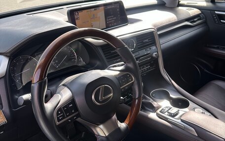 Lexus RX IV рестайлинг, 2019 год, 4 700 000 рублей, 10 фотография