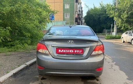 Hyundai Solaris II рестайлинг, 2011 год, 780 000 рублей, 2 фотография