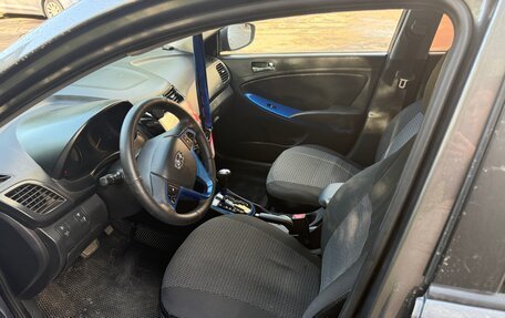 Hyundai Solaris II рестайлинг, 2011 год, 780 000 рублей, 5 фотография