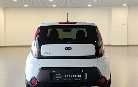 KIA Soul II рестайлинг, 2014 год, 977 000 рублей, 10 фотография