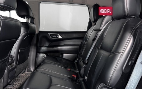 Nissan Pathfinder, 2015 год, 1 450 000 рублей, 12 фотография