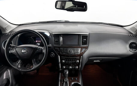 Nissan Pathfinder, 2015 год, 1 450 000 рублей, 16 фотография