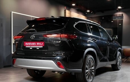 Toyota Highlander, 2026 год, 5 500 000 рублей, 8 фотография