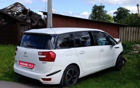 Citroen C4 Picasso II рестайлинг, 2014 год, 500 000 рублей, 2 фотография