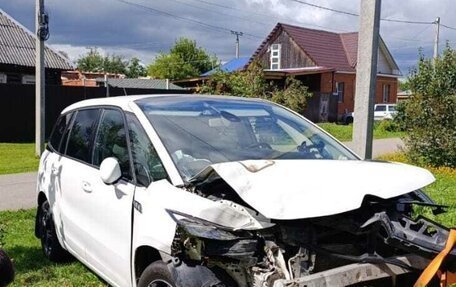 Citroen C4 Picasso II рестайлинг, 2014 год, 500 000 рублей, 3 фотография