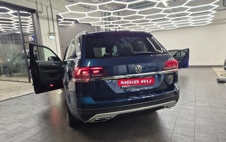 Volkswagen Teramont I, 2018 год, 4 750 000 рублей, 4 фотография