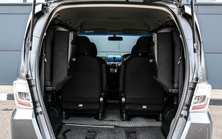 Honda Freed I, 2012 год, 999 000 рублей, 18 фотография