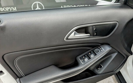 Mercedes-Benz GLA, 2019 год, 2 530 000 рублей, 19 фотография