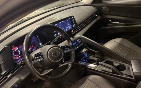 Hyundai Elantra, 2021 год, 1 850 000 рублей, 5 фотография