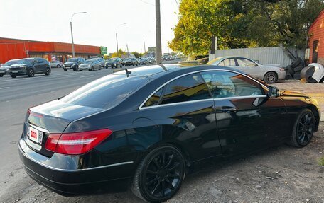 Mercedes-Benz E-Класс, 2009 год, 910 000 рублей, 15 фотография