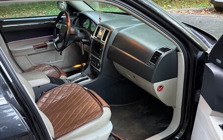 Chrysler 300C II, 2006 год, 1 400 000 рублей, 8 фотография