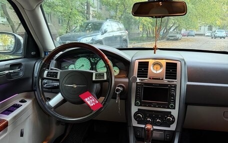 Chrysler 300C II, 2006 год, 1 400 000 рублей, 9 фотография