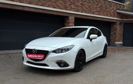 Mazda 3, 2014 год, 1 350 000 рублей, 2 фотография