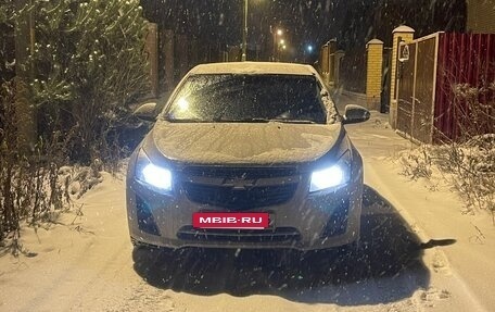 Chevrolet Cruze II, 2013 год, 735 000 рублей, 5 фотография