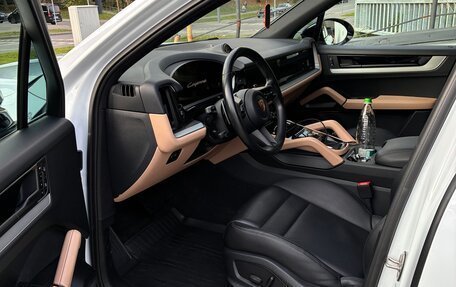 Porsche Cayenne III, 2023 год, 10 400 000 рублей, 6 фотография