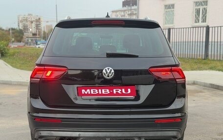 Volkswagen Tiguan II, 2017 год, 2 090 000 рублей, 8 фотография