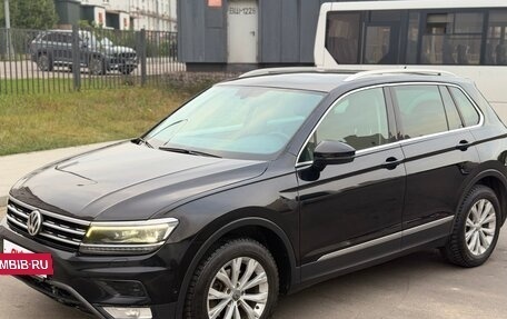 Volkswagen Tiguan II, 2017 год, 2 090 000 рублей, 14 фотография