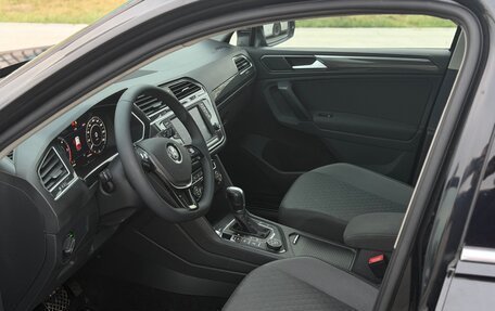 Volkswagen Tiguan II, 2017 год, 2 090 000 рублей, 20 фотография