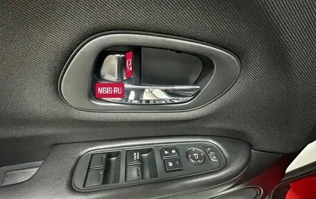 Honda Vezel, 2022 год, 1 175 000 рублей, 14 фотография