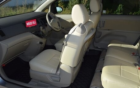 Toyota ISis I, 2014 год, 1 400 000 рублей, 15 фотография