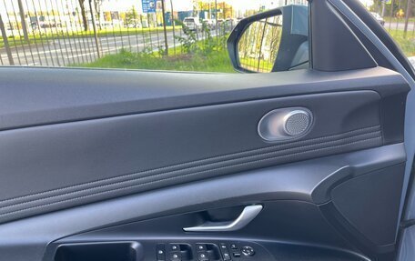 Hyundai Elantra, 2022 год, 1 900 000 рублей, 8 фотография