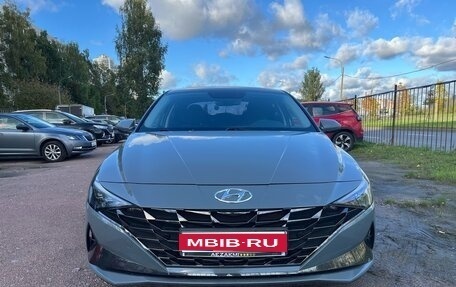 Hyundai Elantra, 2022 год, 1 900 000 рублей, 1 фотография