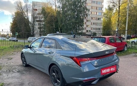 Hyundai Elantra, 2022 год, 1 900 000 рублей, 5 фотография