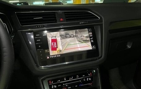 Volkswagen Tiguan II, 2022 год, 2 830 099 рублей, 10 фотография