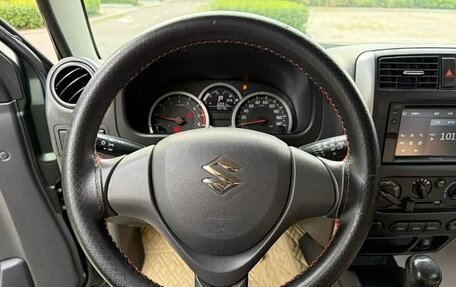 Suzuki Jimny, 2017 год, 1 350 002 рублей, 14 фотография