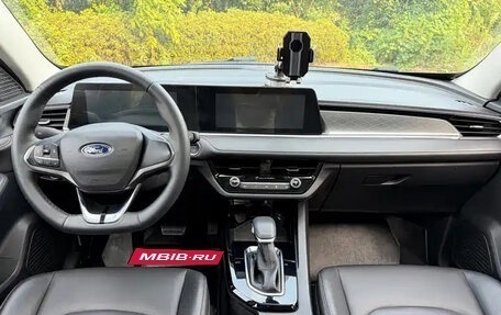 Ford Escort, 2022 год, 990 222 рублей, 9 фотография