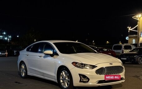 Ford Fusion (North America) II, 2019 год, 1 000 000 рублей, 2 фотография