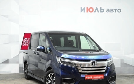 Honda Stepwgn IV, 2018 год, 2 400 000 рублей, 3 фотография