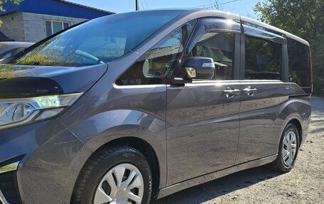 Honda Stepwgn IV, 2015 год, 1 850 000 рублей, 8 фотография