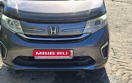 Honda Stepwgn IV, 2015 год, 1 850 000 рублей, 5 фотография