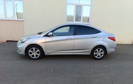 Hyundai Solaris II рестайлинг, 2013 год, 550 000 рублей, 6 фотография