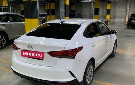 Hyundai Solaris II рестайлинг, 2021 год, 1 780 000 рублей, 9 фотография