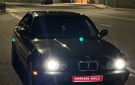 BMW 5 серия, 1989 год, 450 000 рублей, 2 фотография